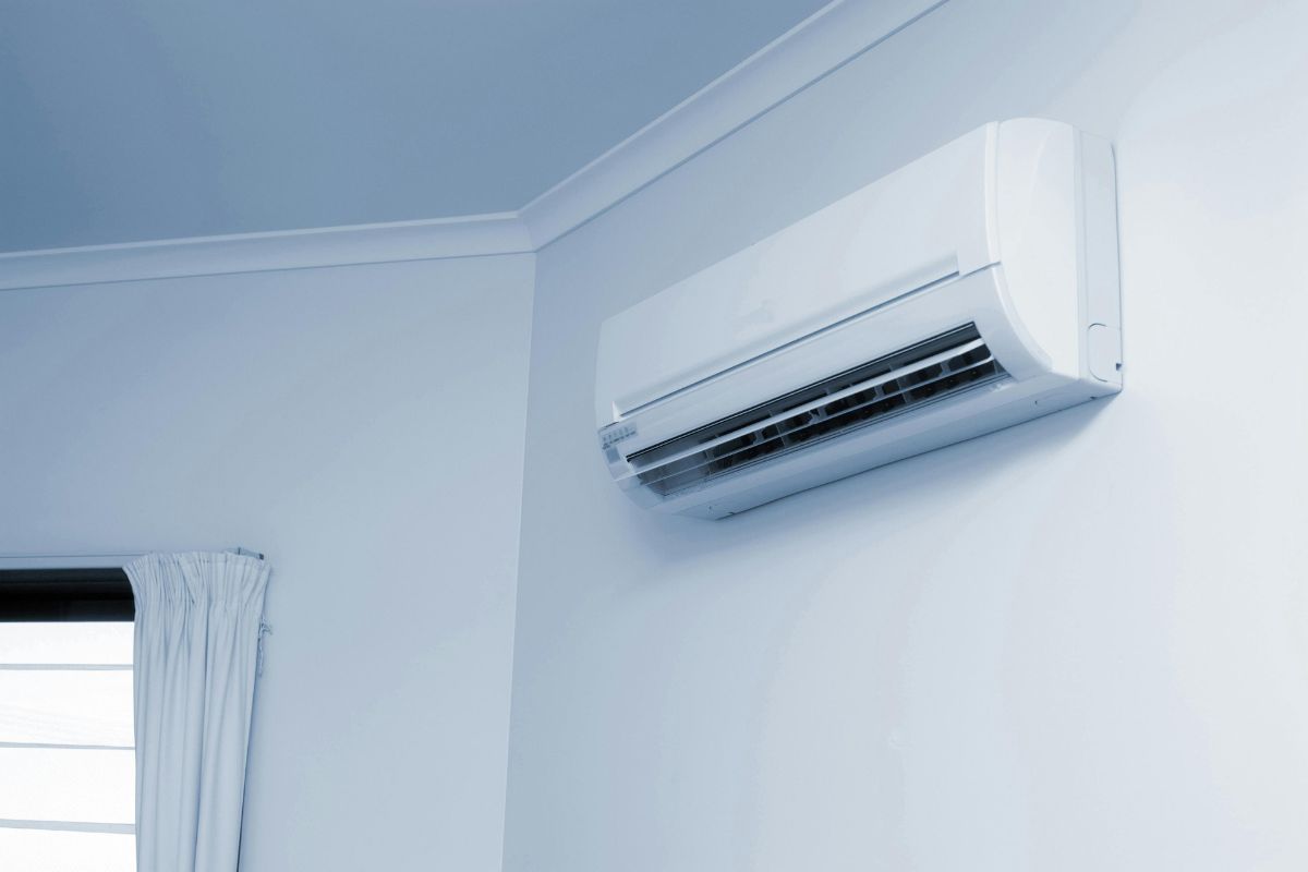 Napoleon Air Conditioner Reviews & Buying Guide 2025